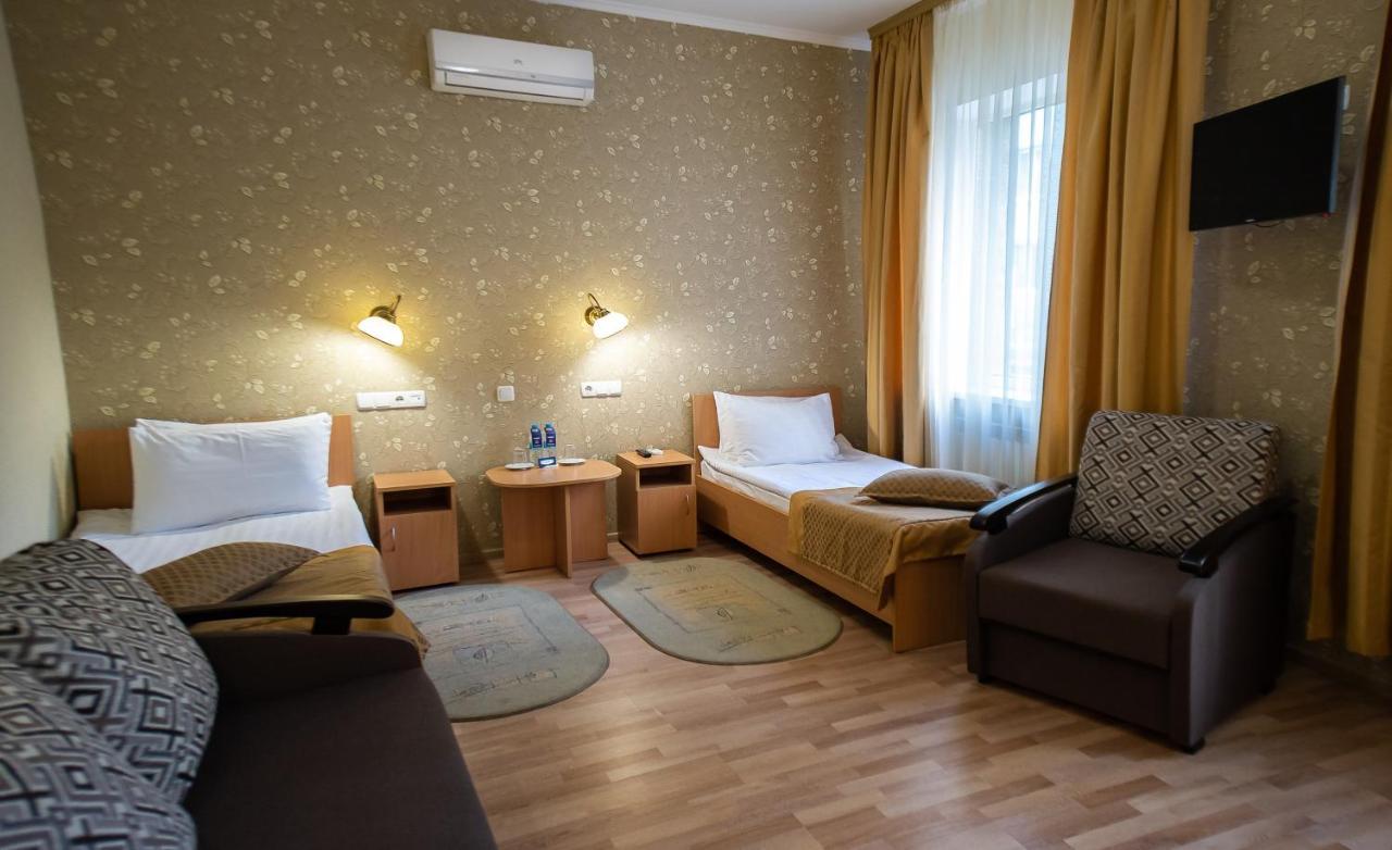 Salute Hotel Kijev Kültér fotó