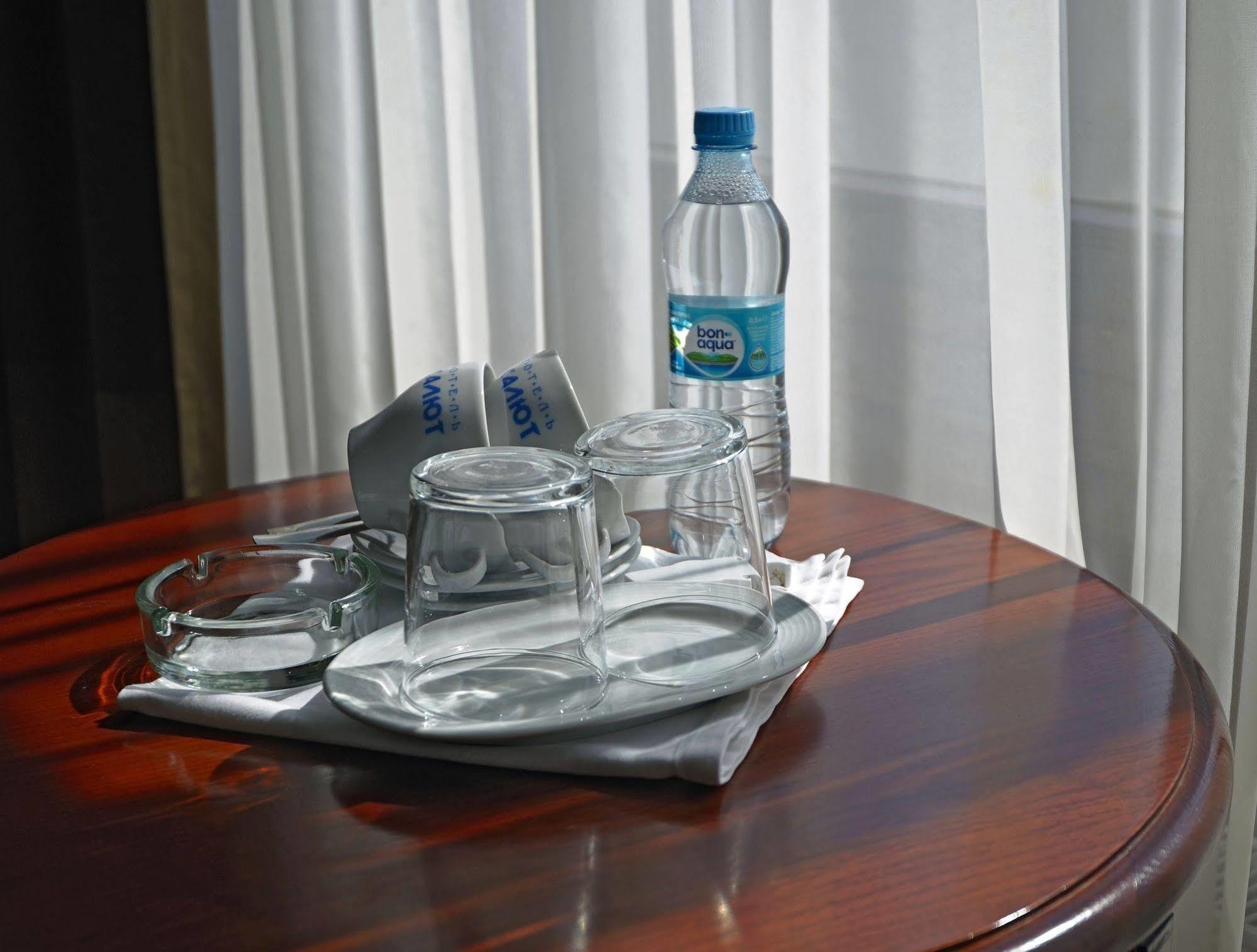 Salute Hotel Kijev Kültér fotó